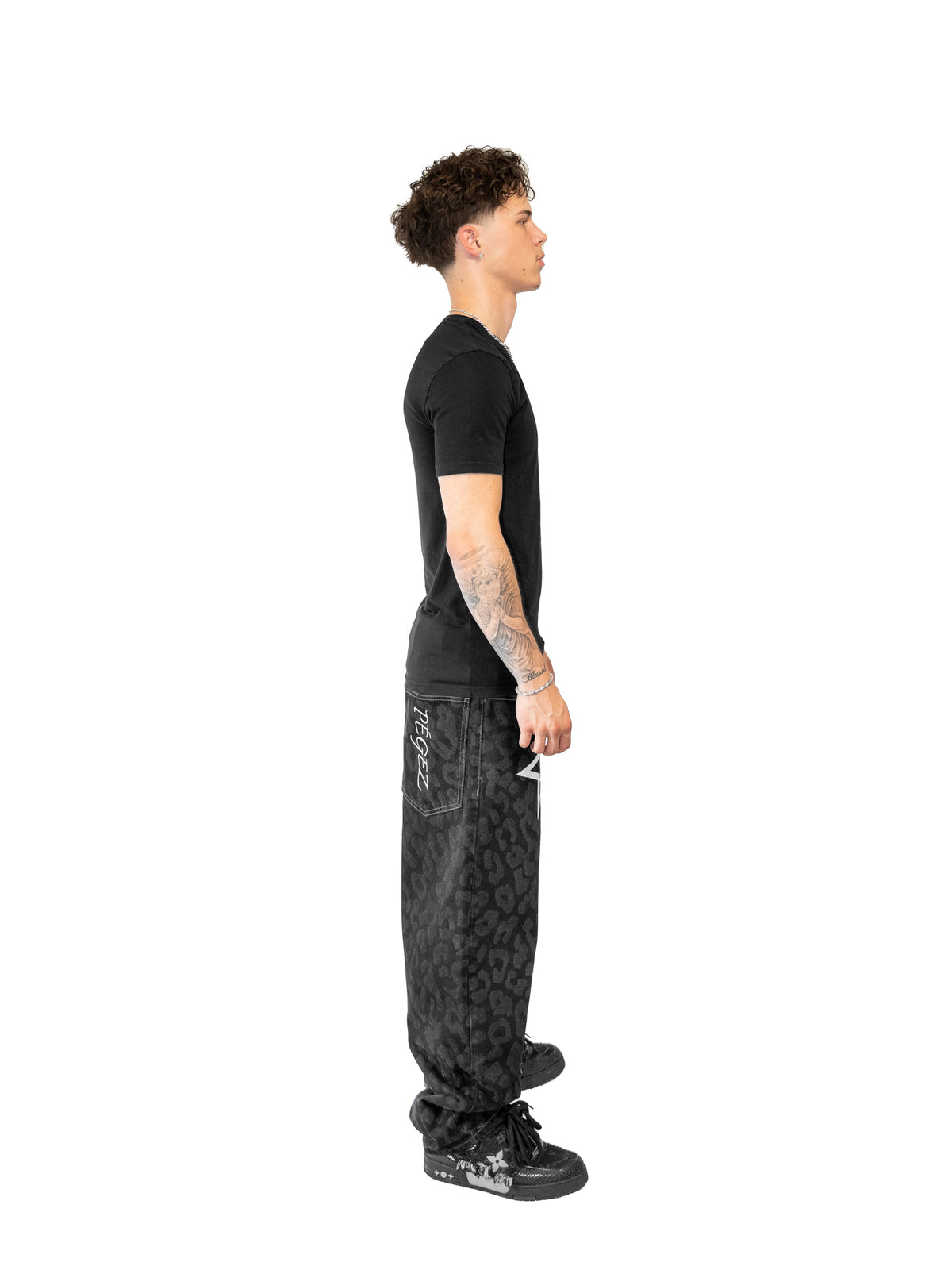 URBAN PREDATOR DENIM